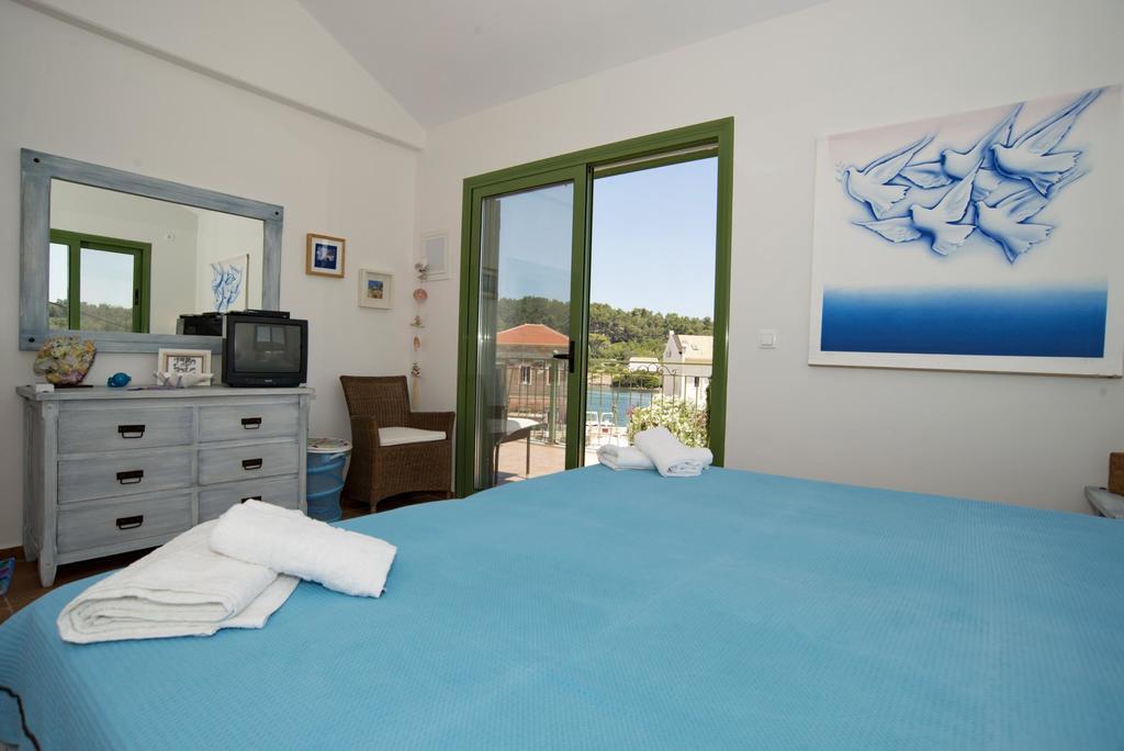 Avra Villa Gaios Phòng bức ảnh